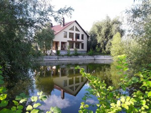 ул. Набережная (с. Трушки, Белоцерковский район) - Продається будинок, 250000 $ - АФНУ