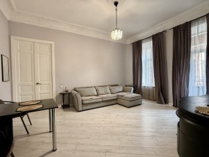 ул. Большая Арнаутская, 93 (г. Одесса, Приморский район) - Здається квартира, 19000 грн. - АФНУ