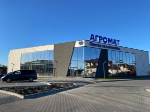 ул. Привітна, 54 (с. Рованцы, Луцкий район) - Здається торгівельний майданчик, 300 грн. за кв.м. - АФНУ