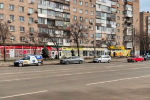 пр. Університетський (г. Кривой Рог, Саксаганский район) - Здається торгівельний майданчик, 350 грн. за кв.м. - АФНУ