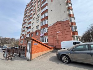 Молодіжна, 2/1Д (г. Хмельницкий, Південний-Захід) - Здається офіс, 200 грн. за кв.м. - АФНУ
