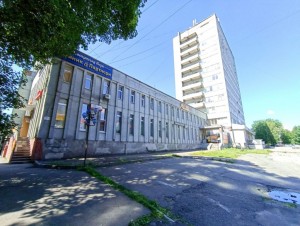 Героїв майдану, 10 (г. Хмельницкий, Центр) - Продається торгівельний майданчик, 900 $ за кв.м. - АФНУ