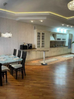 пр. Науки (г. Харьков) - Продається квартира в новобудові, 235000 $ - АФНУ