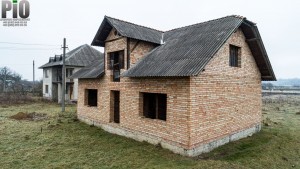 Л.Українки (с. Матеевцы, Коломыйский район) - Продається будинок, 15000 $ - АФНУ