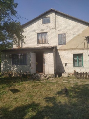 ул. Володарського (пгт. Володарск-Волынский, Володарско-волынский район) - Продається таунхаус, 8500 $ - АФНУ