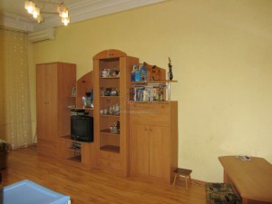 пр. Мира, 143 (г. Чернигов, Деснянский район) - Продається квартира, 28000 $ - АФНУ